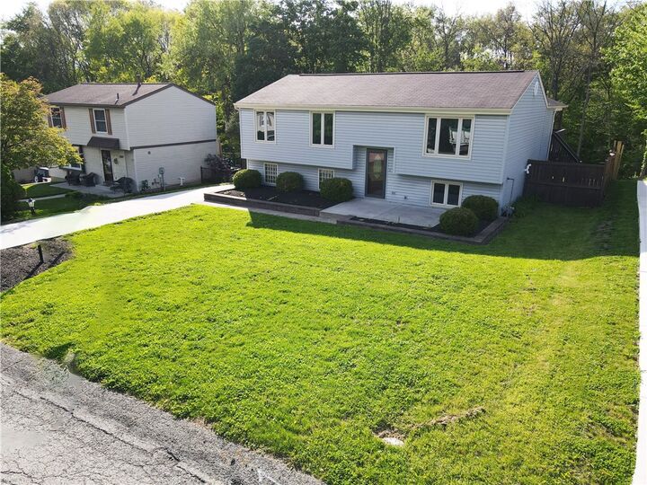 Property Photo: 1664 Connor Rd PA 15129