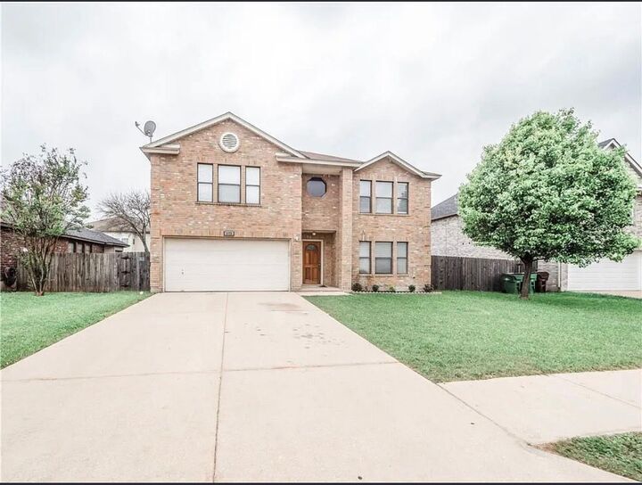 Property Photo:  1173 Forest Bluff Trail  TX 78665 