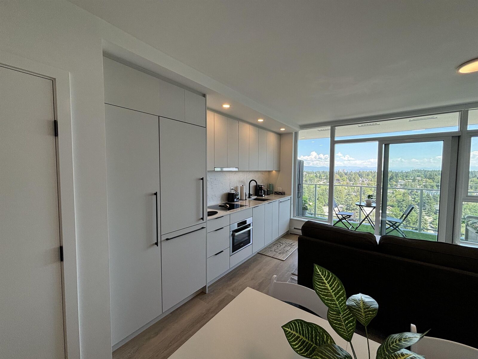 Property Photo: 13685 102 Avenue 2403 BC V3T 1N7