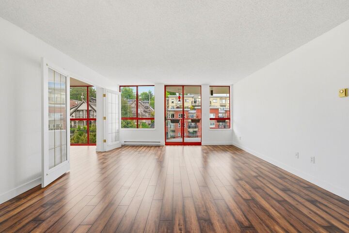 Property Photo:  220 Eleventh Street 904  BC V3M 6N9 