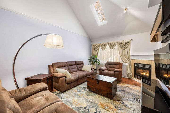 Property Photo: 13918 58 Avenue 57 BC V3X 3N8
