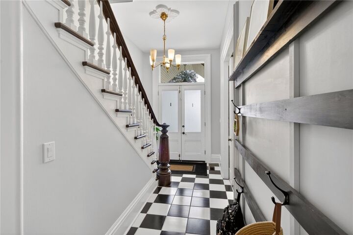 Property Photo: 147 E Genesee Street NY 13021