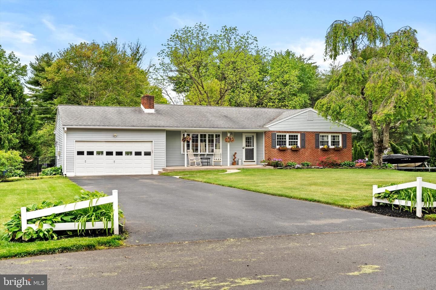 Property Photo:  20 Winterset Drive  NJ 08690 