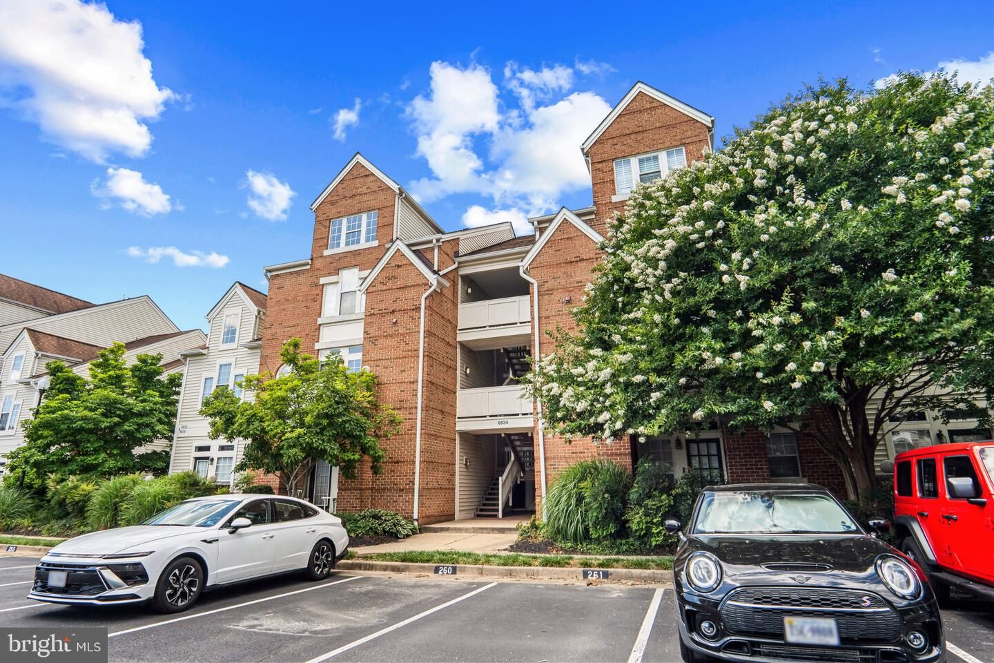 Property Photo:  6834 Brindle Heath Way D 236  VA 22315 