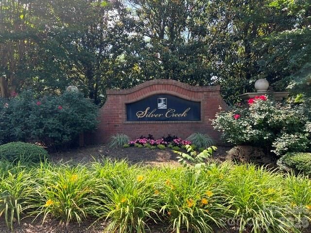 Property Photo:  1209 High Brook Drive  NC 28173 