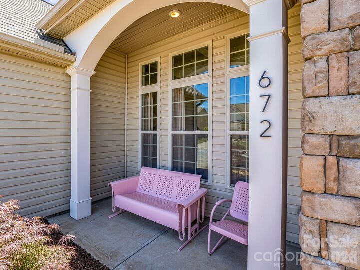 Property Photo:  672 Ridgeville Crossing Drive  SC 29349 