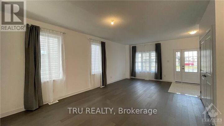 Property Photo: 49 Dun Skipper Drive ON K1X 0J3