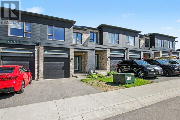 Property Photo: 87 Pony Way ON N2R 0R8