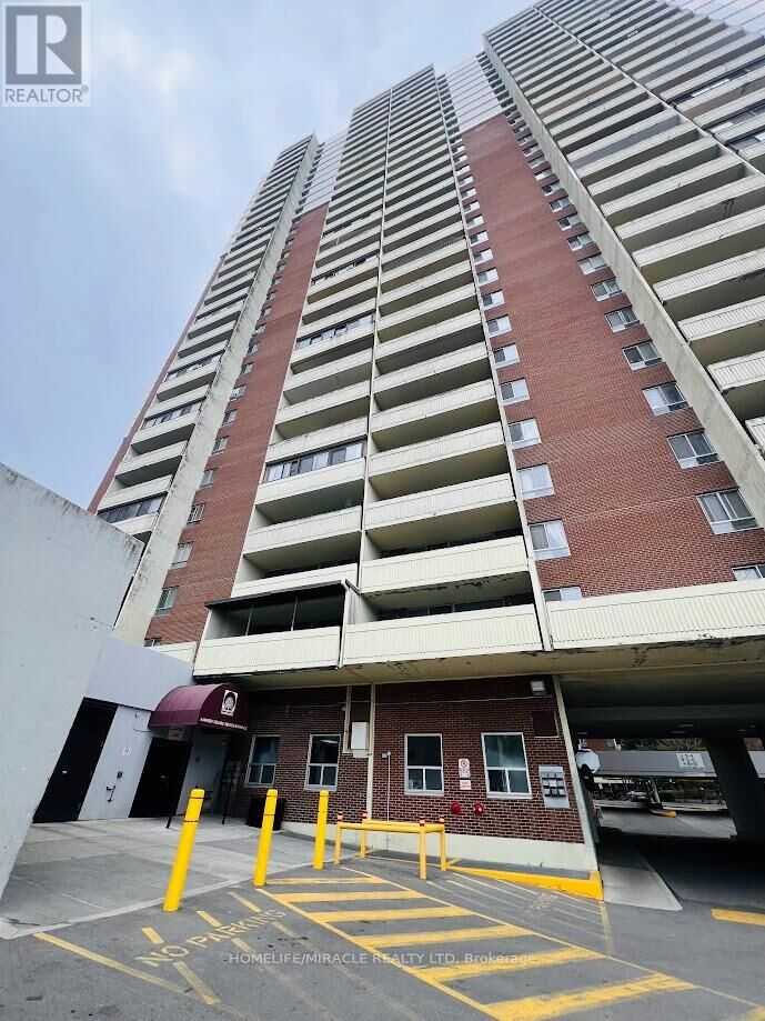 Property Photo: 5 Massey Square 1108 ON M4C 5L6