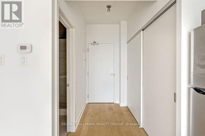 Property Photo:  340 McLeod Street 646  ON K2P 1A4 