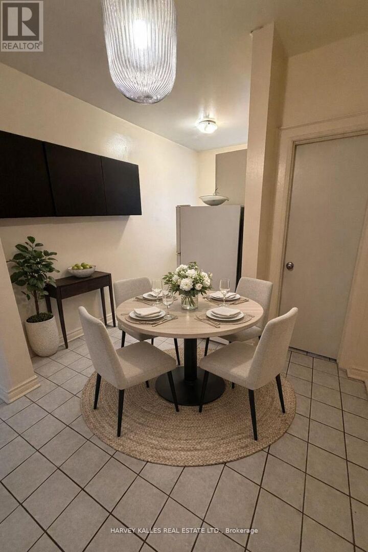 Property Photo:  105 Kenwood Avenue Unit#103  ON M6C 2S1 