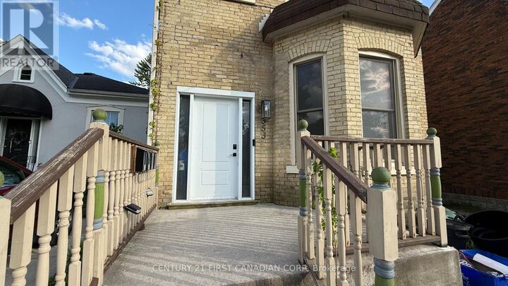 Property Photo:  353 Central Avenue  ON N6B 2E3 