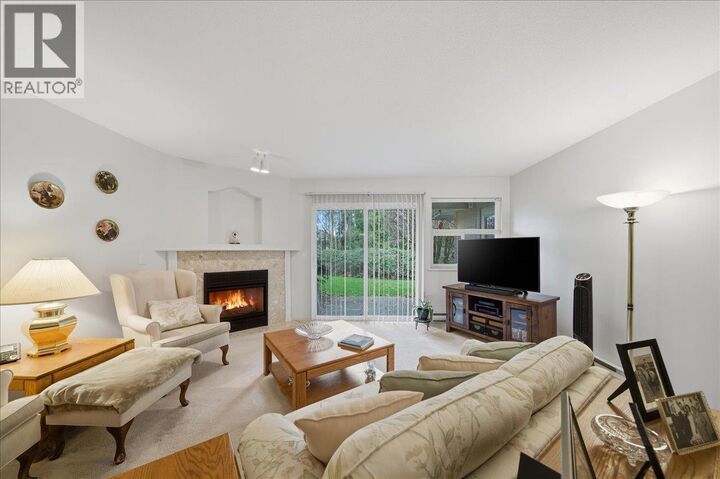 Property Photo: 12071 232B Street 23 BC V2X 0Z7