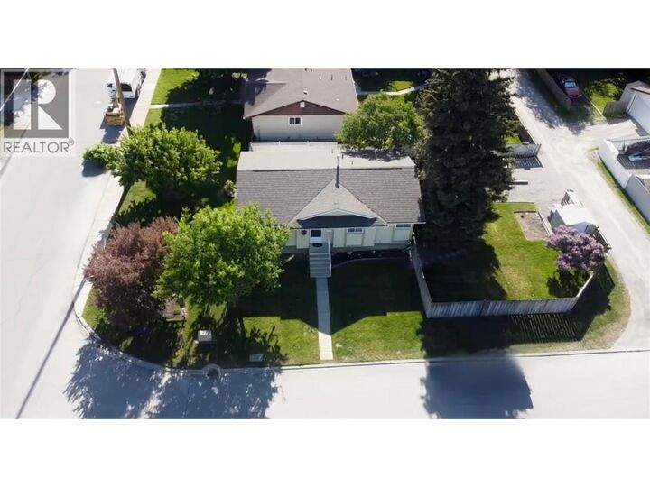 Property Photo:  2501 3rd Street South  BC V1C 4W4 