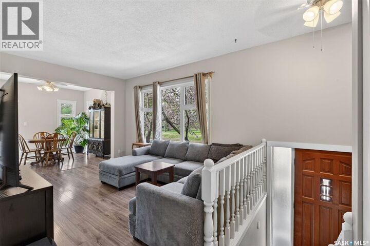 Property Photo: 2330 Central Avenue SK S6V 4X5