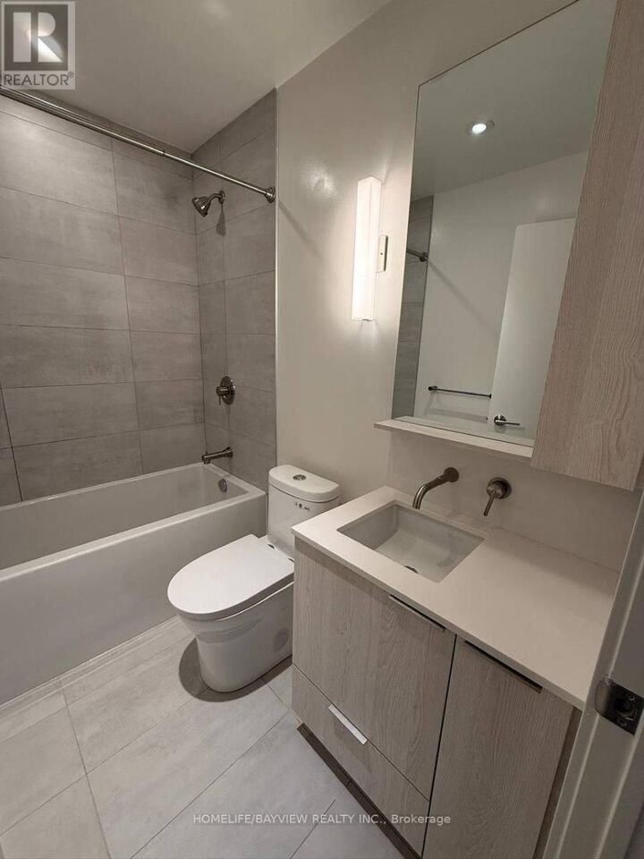 Property Photo: 110 Broadway Avenue 1313S ON M4P 1V3