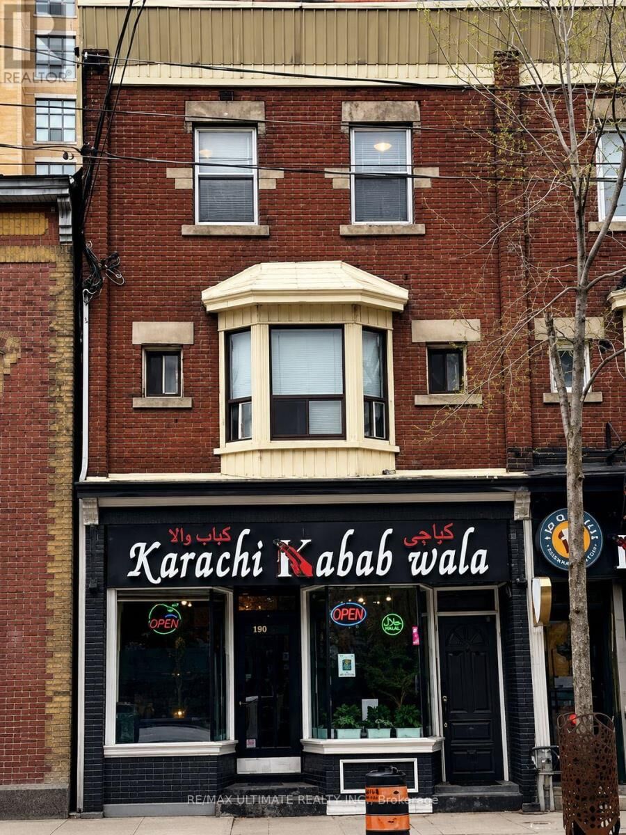 Property Photo:  463 Queen Street West 3rd Floor  ON M5V 2A9 