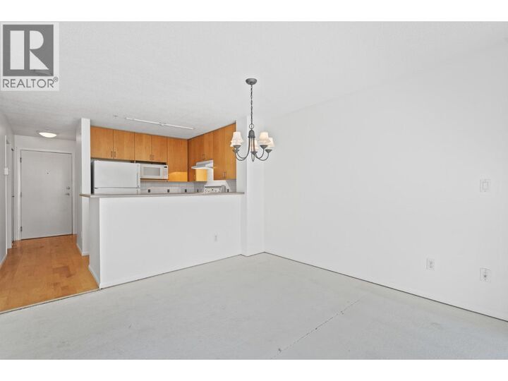 Property Photo:  124 West 3rd Street 306  BC V7M 1E8 