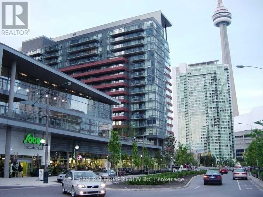 Property Photo: 4K Spadina Avenue West 729 ON M5V 3Y9