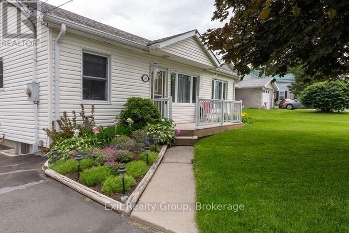 Property Photo:  19 Belleville Street  ON K0K 2C0 