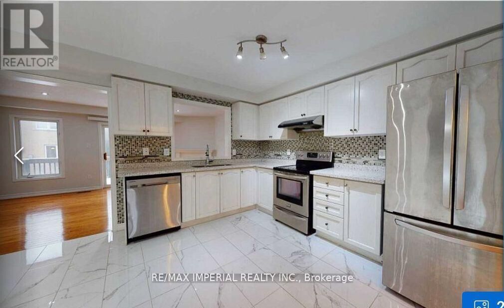 Property Photo:  55 Sassafras Circle Bedroom 1  ON L4J 8M7 