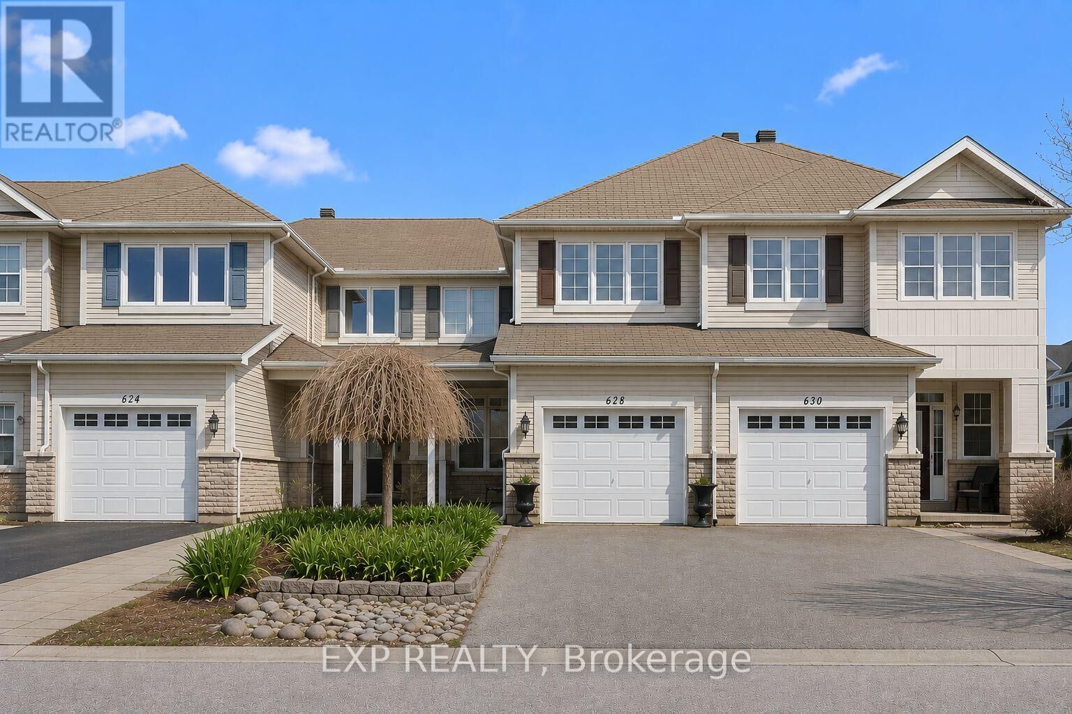 Property Photo: 628 Pepperville Crescent ON K2M 0E8