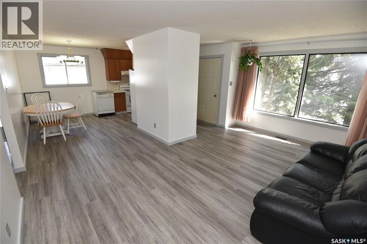 Property Photo: 409 Nipawin Road E SK S0E 1E0