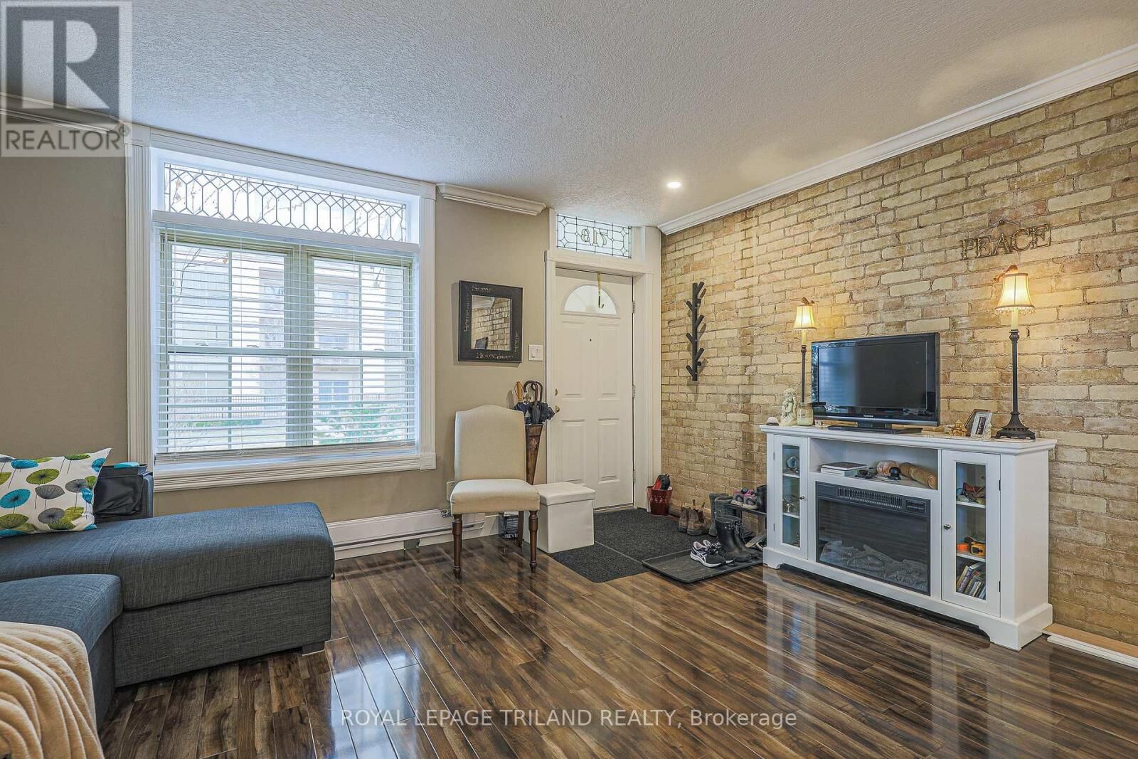 Property Photo: 713 King Street 1 ON N5W 2X2