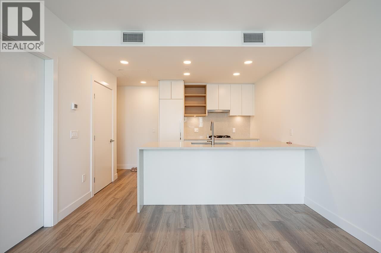 Property Photo:  4433 Alaska Street 2101  BC V5C 5T3 
