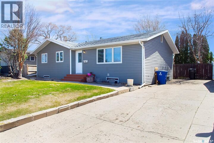 Property Photo: 3024 14th Street E SK S7H 0B4