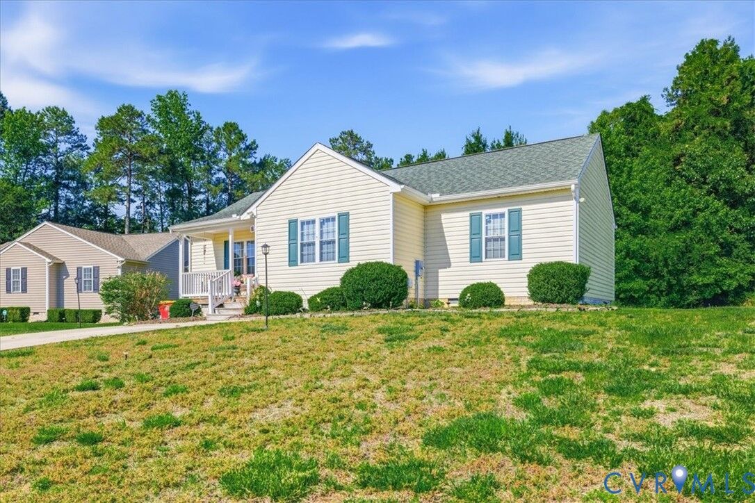 Property Photo:  1720 West Lane  VA 23803 