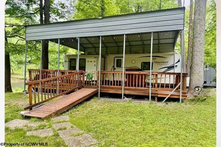 Property Photo: 1050 McGee Lane WV 26238