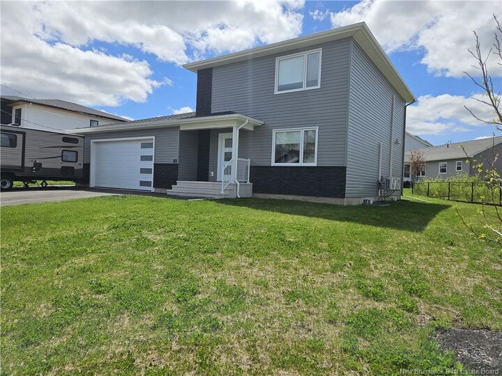 Property Photo:  94 Salengro Crescent  NB E1E 4R7 