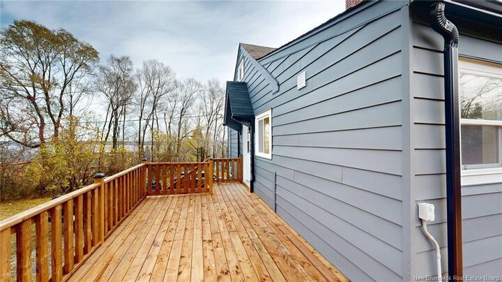Property Photo:  31 Lakeview Road  NB E5K 1V2 