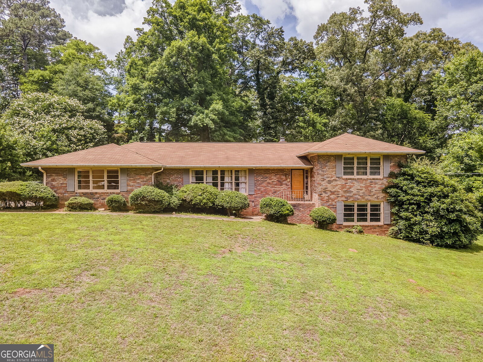 Property Photo: 13 Pine Park Drive SE GA 30161