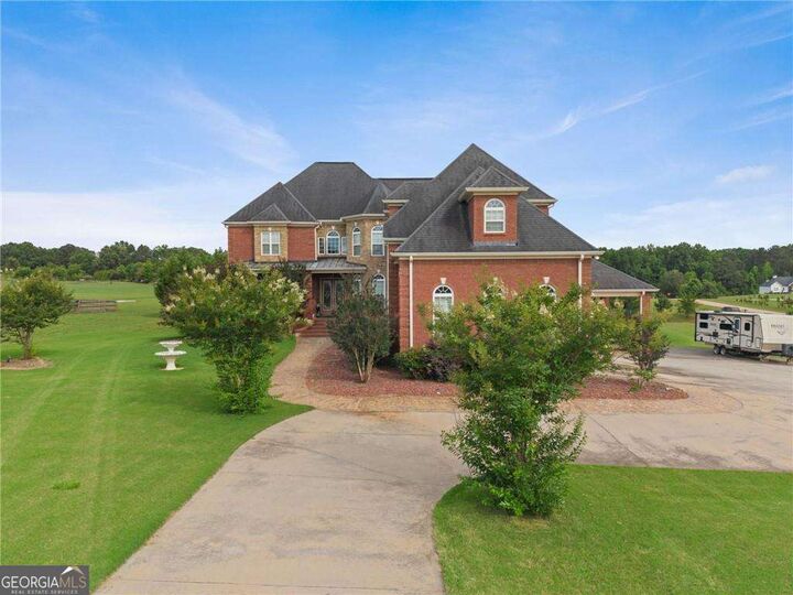 Property Photo: 345 River Cove Meadows GA 30025