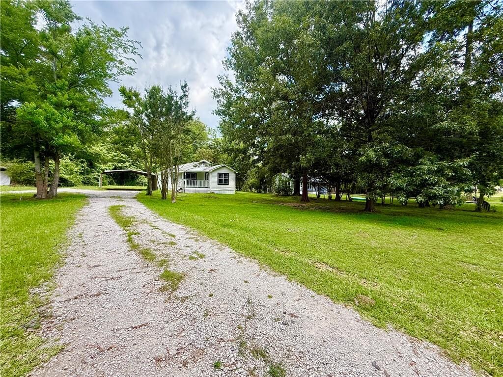 Property Photo:  9518 N Main Street  LA 71479 