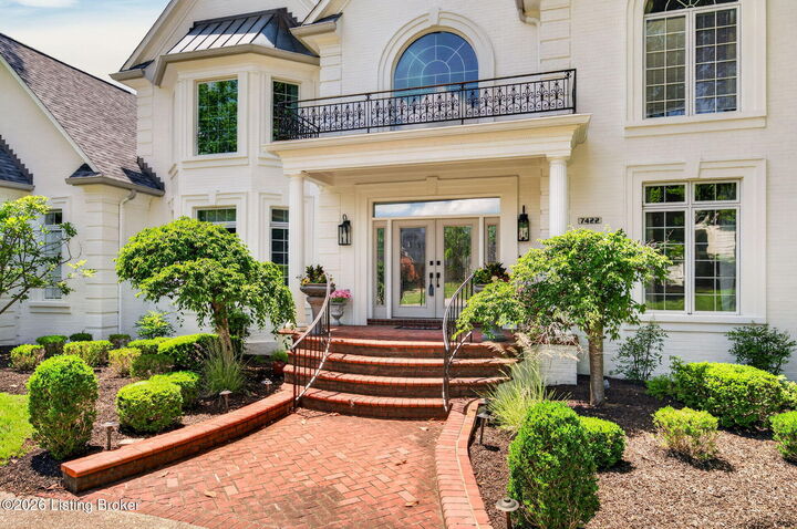 Property Photo:  7422 Wycliffe Dr  KY 40059 