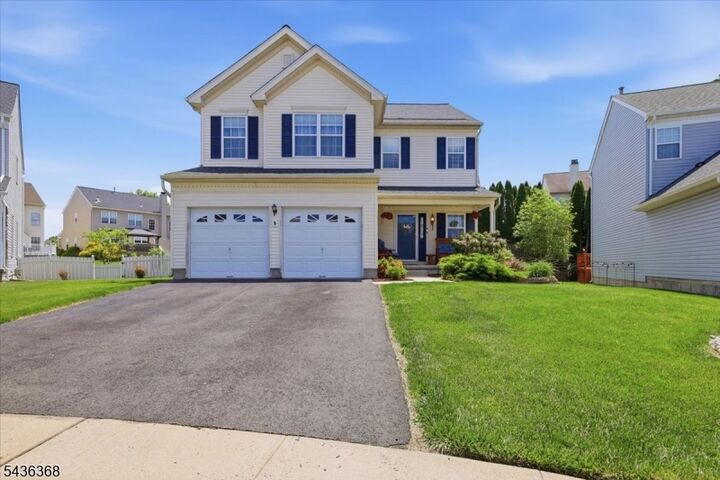 Property Photo:  814 Mary Circle  NJ 08886 