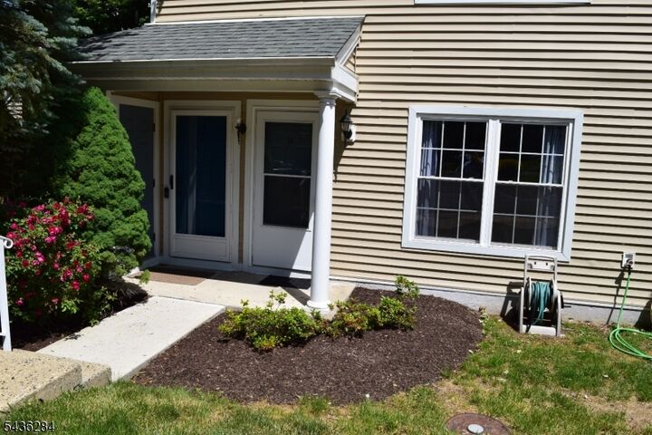Property Photo:  15 Terrell Court  NJ 07059 