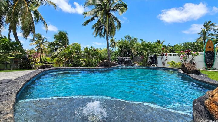Property Photo:  580 Papalani Street  HI 96734 