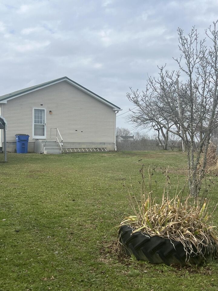 Property Photo: 704 Cardwell Road KY 40330