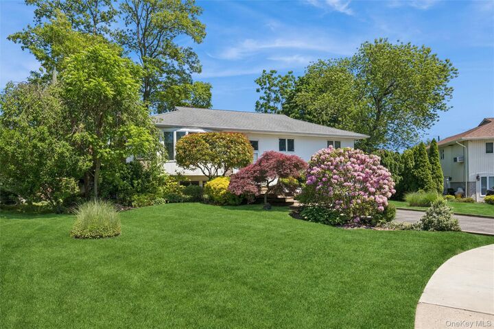 Property Photo: 20 Melbourne Lane NY 11804
