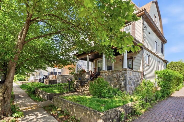 Property Photo:  123 Fourth Avenue  NY 10803 
