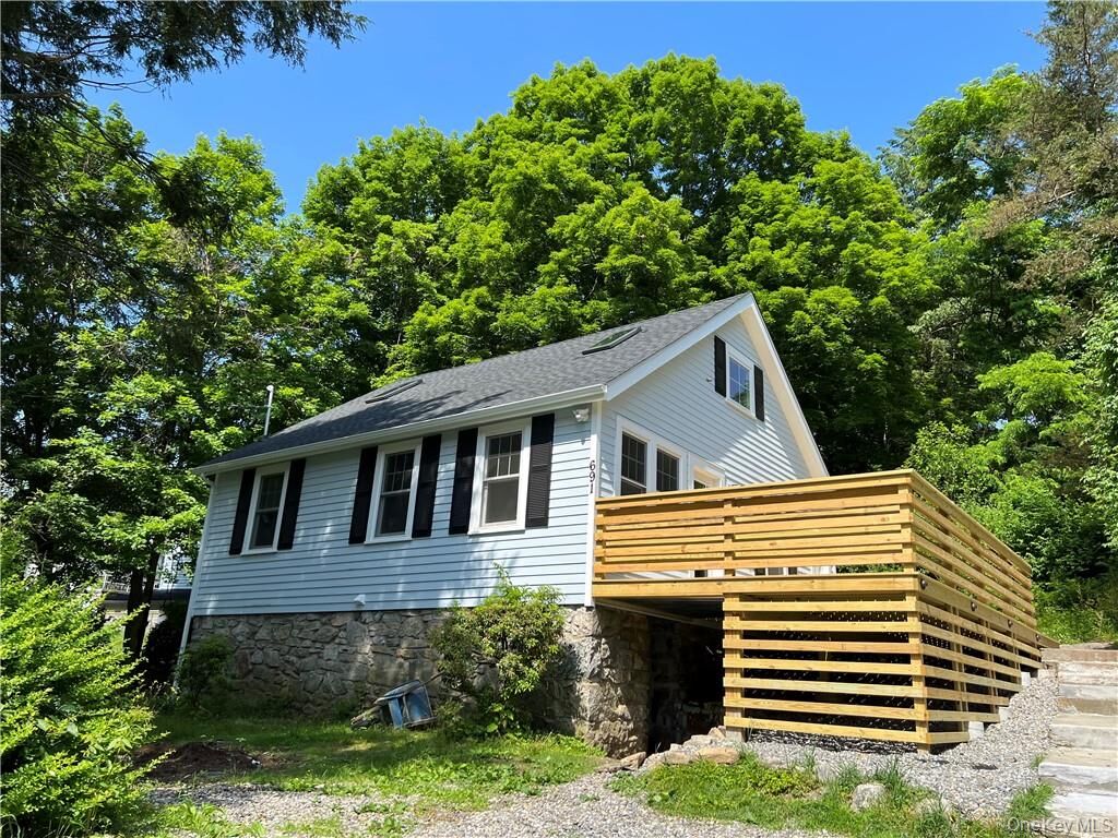 Property Photo:  691 Long Pond Road  NY 10541 