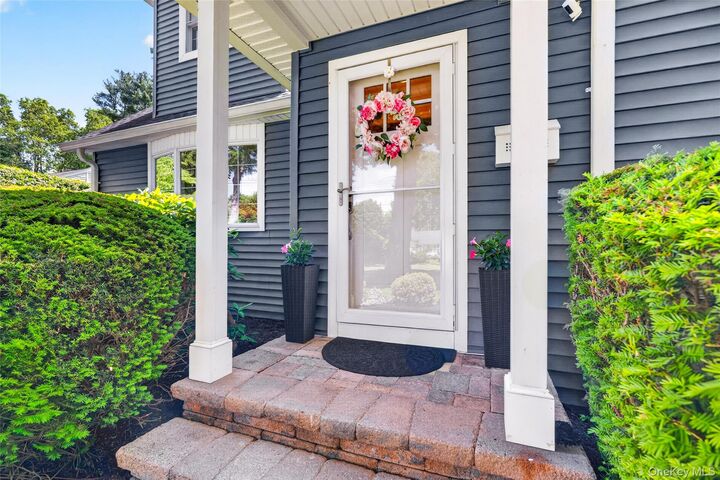 Property Photo:  10 N Edsall Avenue  NY 10954 