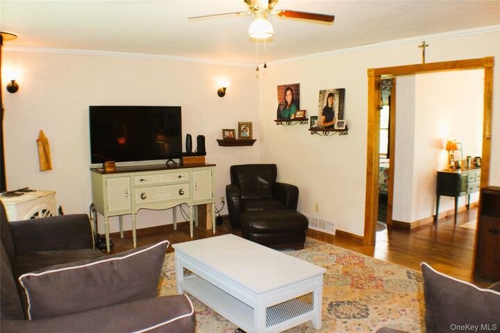 Property Photo:  646 County Route 93  NY 10973 