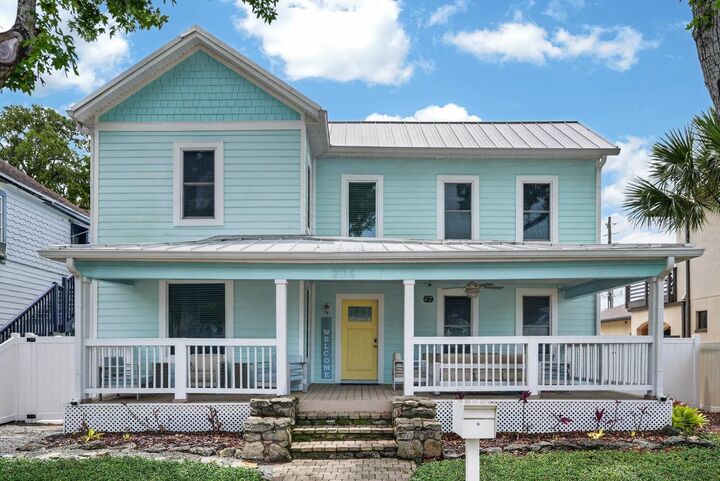 Property Photo: 204 Palmetto Street FL 32168
