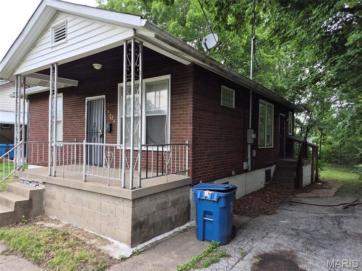 Property Photo:  7029 Florence Place  MO 63136 
