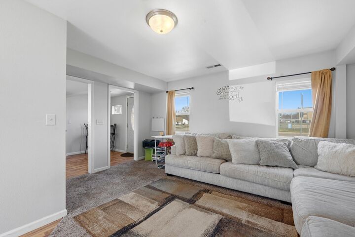 Property Photo:  1525 5th Ave NW  ND 58703 